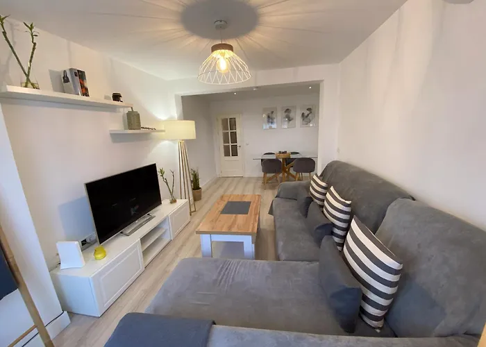 Acogedor Piso Cerca Del Centro Ideal Parejas *