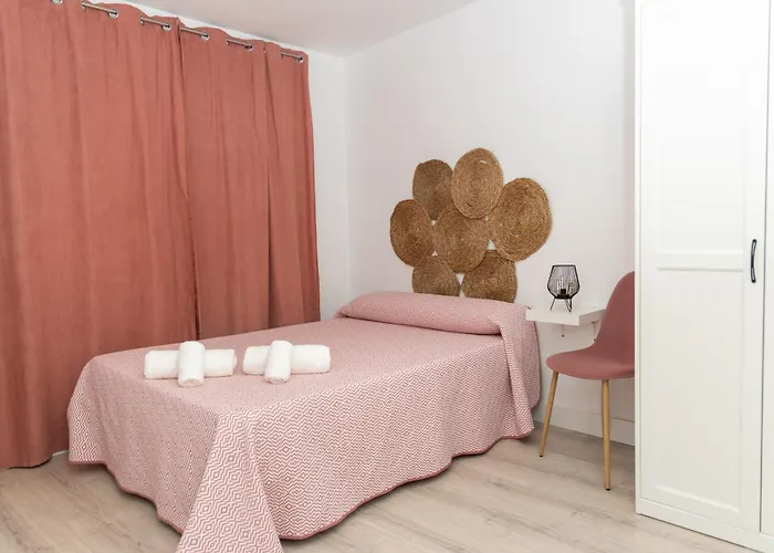 Апартаменты Acogedor Piso Cerca Del Centro Ideal Parejas *