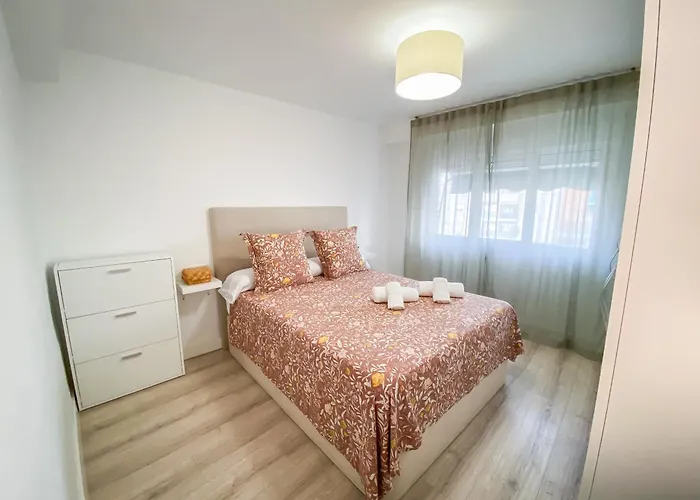 Апартаменты Acogedor Piso Cerca Del Centro Ideal Parejas *