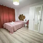 Acogedor Piso Cerca Del Centro Ideal Parejas Apartamento *