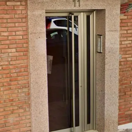 Acogedor Piso Cerca Del Centro Ideal Parejas Διαμέρισμα *